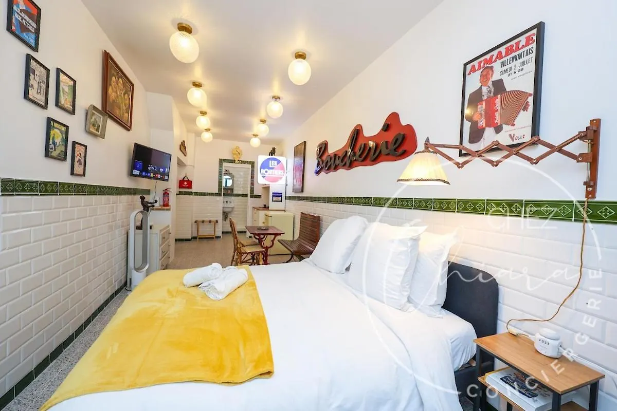 Paris Retro Bistro Escape Authentic & Cozy Lejlighed